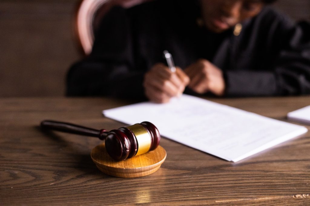 Why Hire a Mechanical Intellectual Property Expert Witness