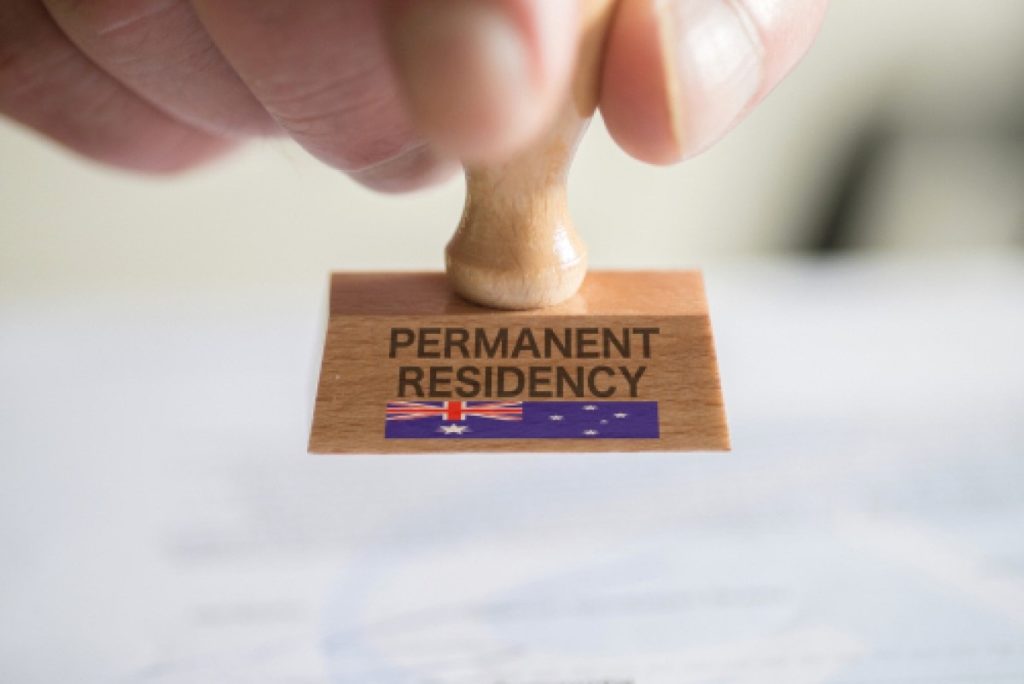 Why Choose Singapore? Exploring the Benefits of Permanent Residency