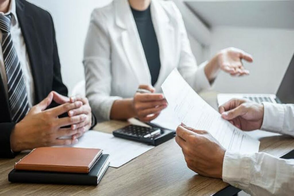 The Legal Aspects of Using a Public Adjuster for Insurance Claims