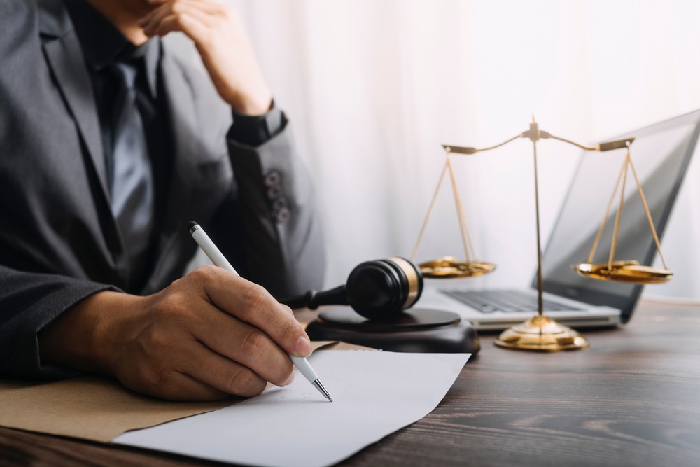 Five Essentials for Selecting a Criminal Defence Attorney in Van Nuys Van Nuys Criminal Attorney