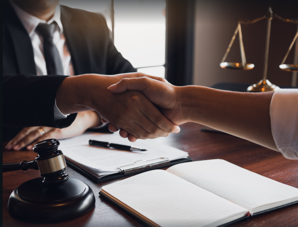 Situations When Your Business Should Consult an Employer Defense Attorney