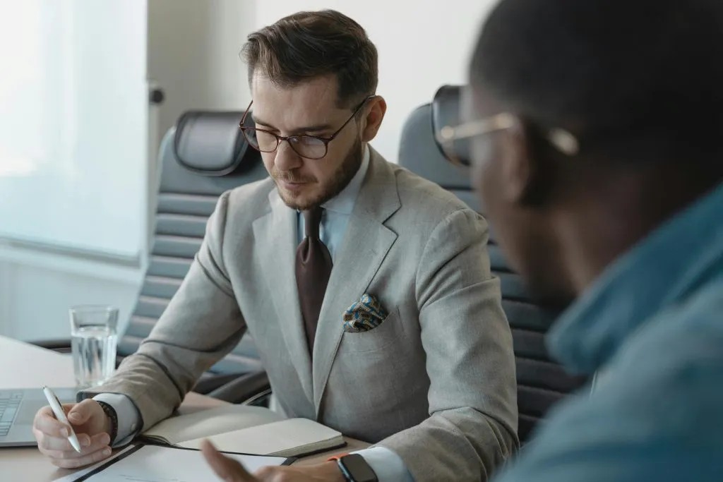 How Legal Jobs Staffing Firms Simplify the Hiring Process