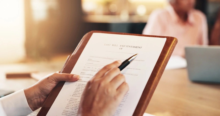 5 Scenarios That Mean You Should Update Your Will